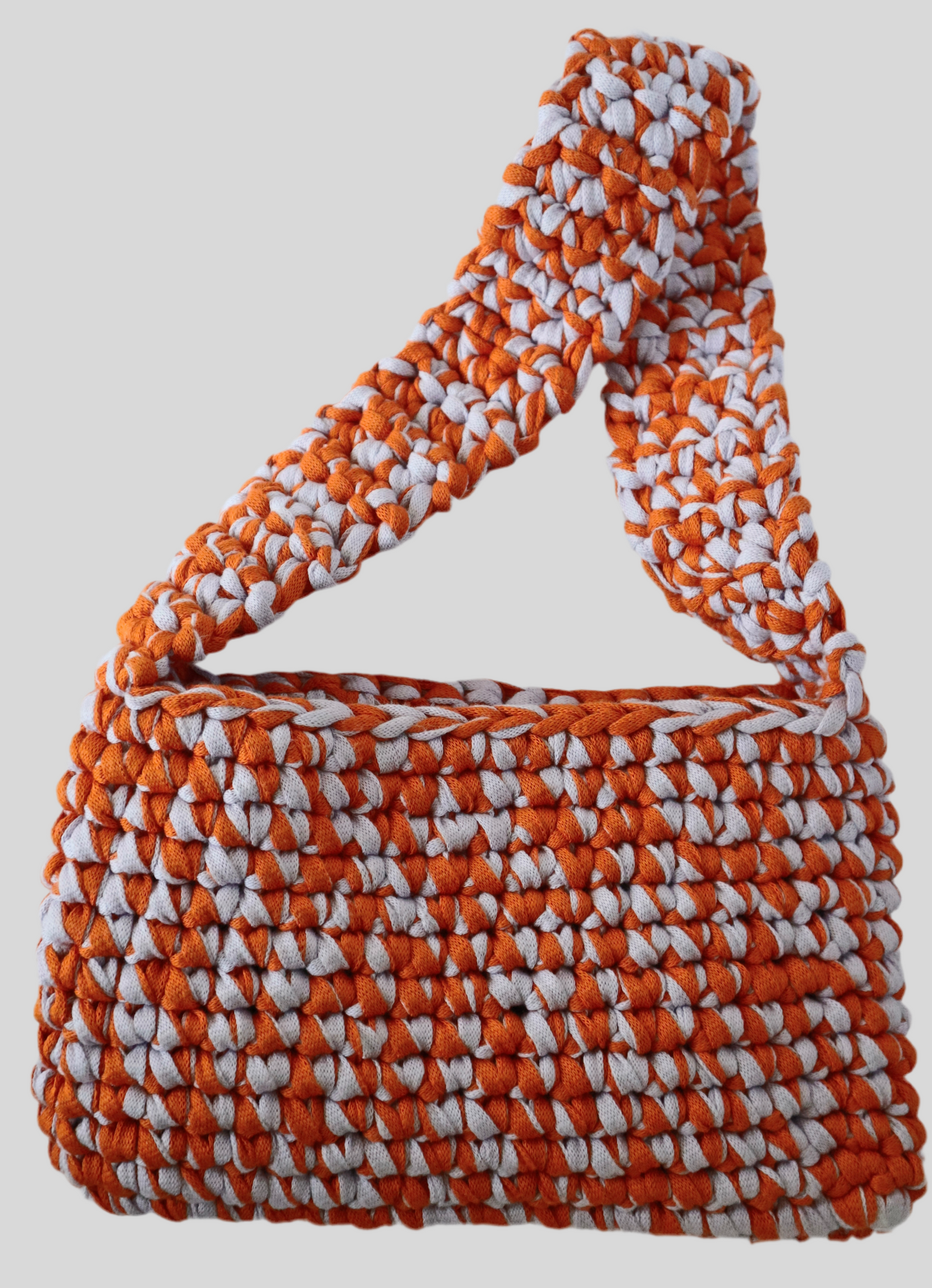 Bolso de hombro lila y naranja