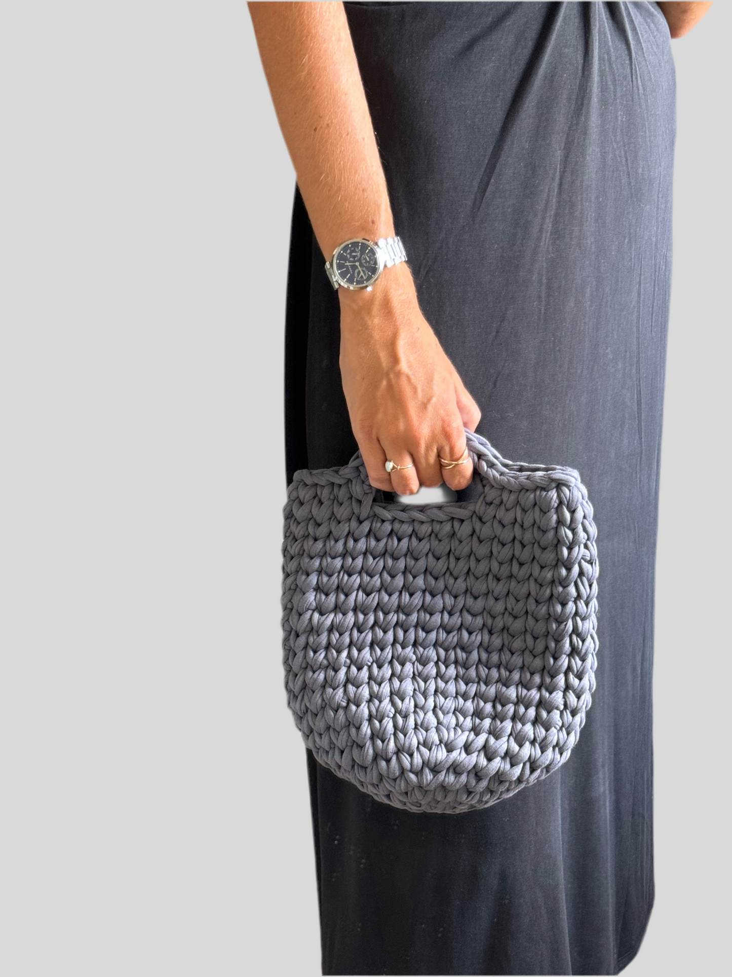 Bolso de mano gris